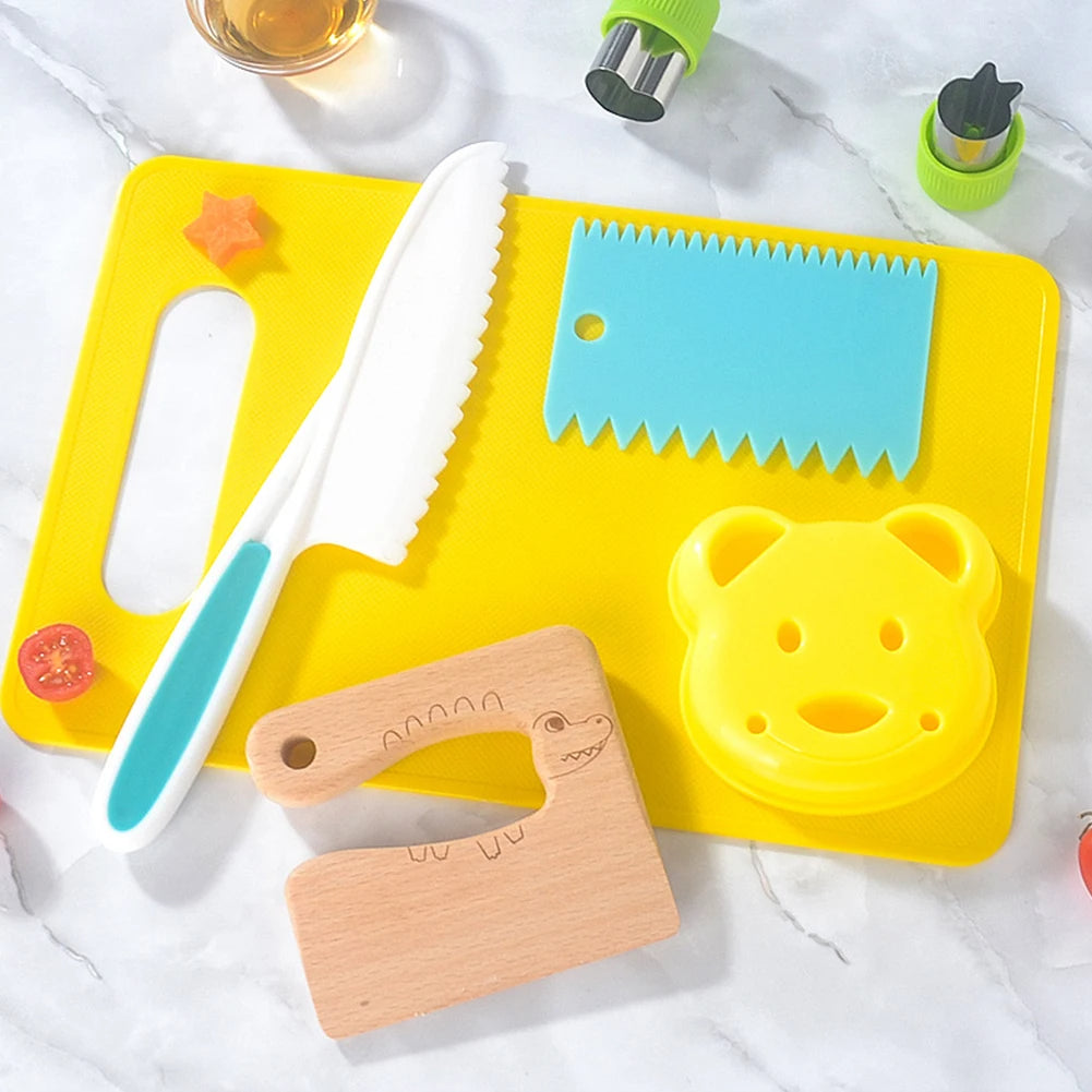 Serrated Edges Kids Knives Fruit Vegetable Crinkle Cutters Kids Knife Set Montessori Kitchen Tools Cutting Board