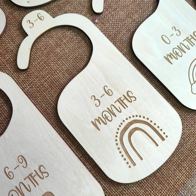 7 Pack Wooden Baby Hangers Nursery Closet Clothes Size Divider Single Sided Wooden Closet Divider